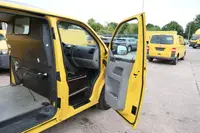 Volkswagen T5 Transporter 2.0 TDI PARKTRONIK EURO-5 - Thumbnail 10