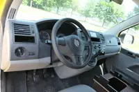 Volkswagen T5 Transporter 2.0 TDI PARKTRONIK EURO-5 - Thumbnail 9
