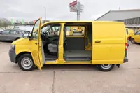 Volkswagen T5 Transporter 2.0 TDI PARKTRONIK EURO-5 - Thumbnail 10
