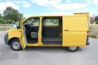 Volkswagen T5 Transporter 2.0 TDI PARKTRONIK - Thumbnail 10