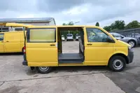 Volkswagen T5 Transporter 2.0 TDI PARKTRONIK EURO-5 - Thumbnail 9