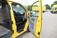 Volkswagen T5 Transporter 2.0 TDI PARKTRONIK - Thumbnail 10