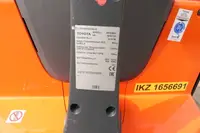 Toyota SWE 080L Batterie 12/2022 - Thumbnail 8