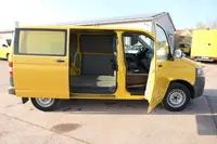 Volkswagen T5 Transporter 2.0 TDI PARKTRONIK EURO-5 - Thumbnail 9