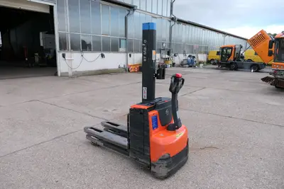 BT SWE 080L Batterie 26/2024 SWE 080L Batterie 26/2024