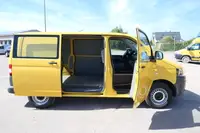 Volkswagen T5 Transporter 2.0 TDI PARKTRONIK - Thumbnail 9